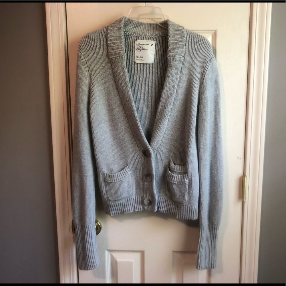 American Eagle sweater